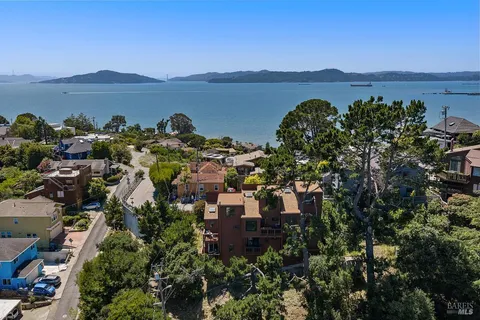 $719,000 | 204 Water Street, Point Richmond, CA 94801