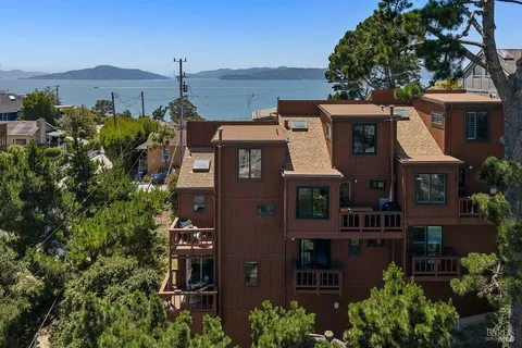 $719,000 | 204 Water Street, Point Richmond, CA 94801