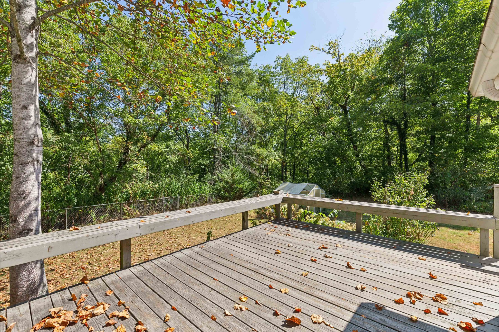 831 3rd Street Tracy City, TN 37387 - Photo 21 of 25 a view of a balcony with floor