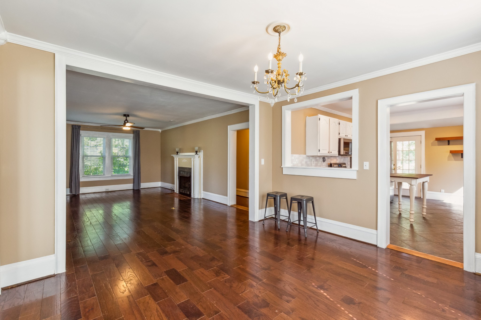 831 3rd Street Tracy City, TN 37387 - Photo 6 of 25 a view of a livingroom with furniture wooden floor and chandelier