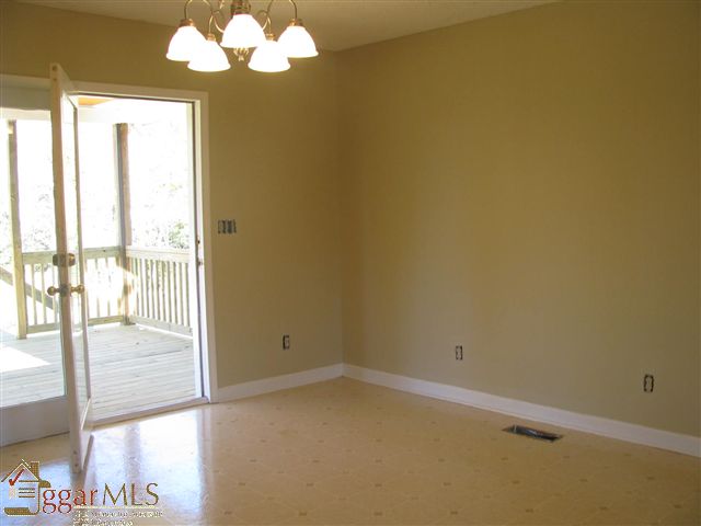 2573 Trammel Road Woodruff, SC 29388 - Photo 4 of 8