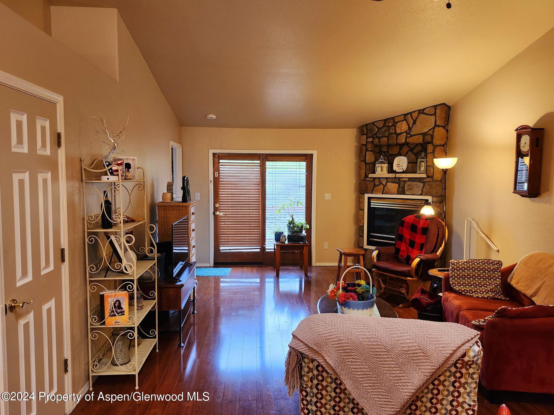 9 West Ridge Court Parachute, CO 81635 - Photo 4 of 11 4