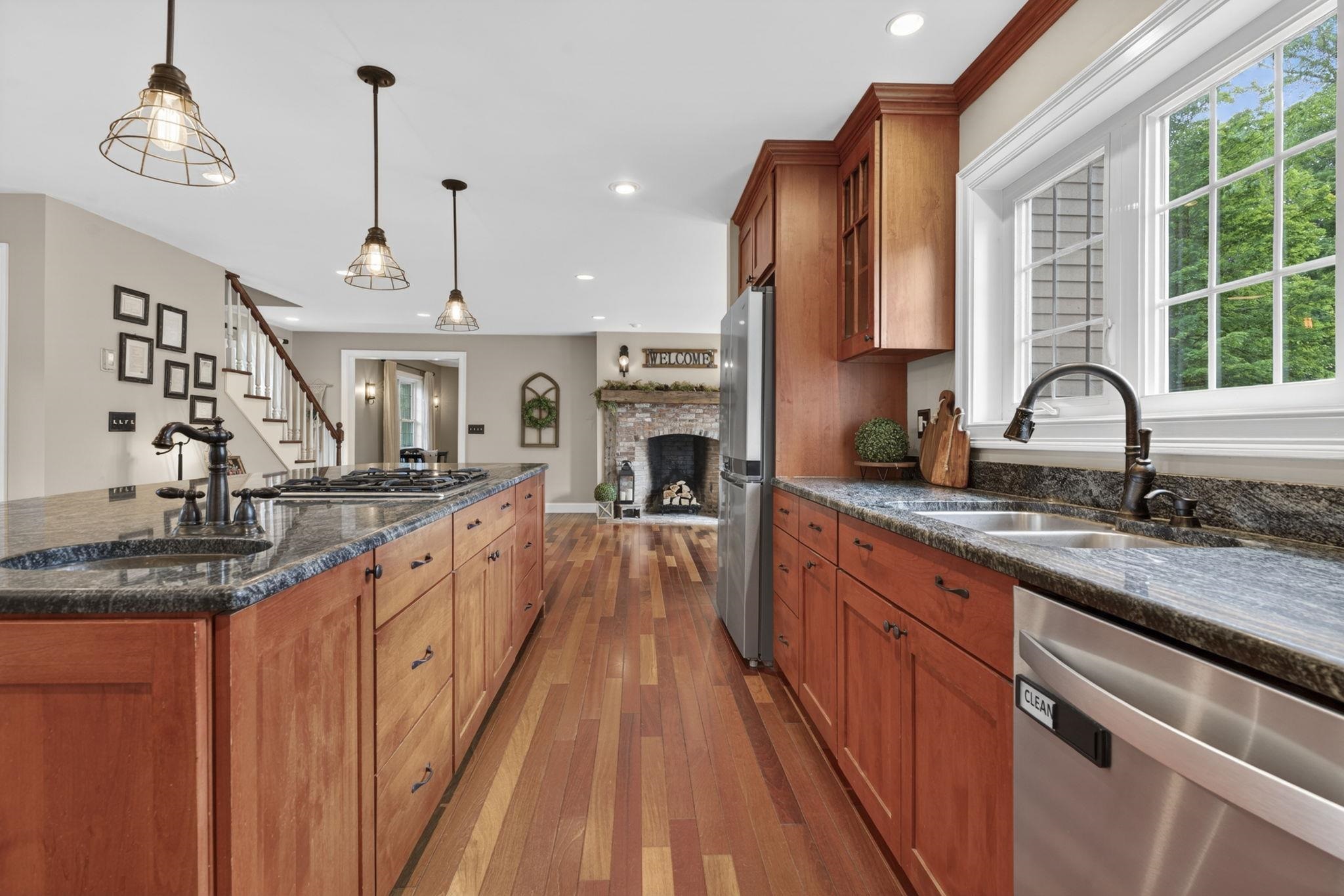 376 Main Street Hopkinton, NH 03229 - Photo 13 of 57