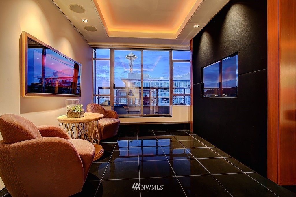 2929 1st Avenue, Unit PH7 Seattle, WA 98121 - Photo 11 of 23