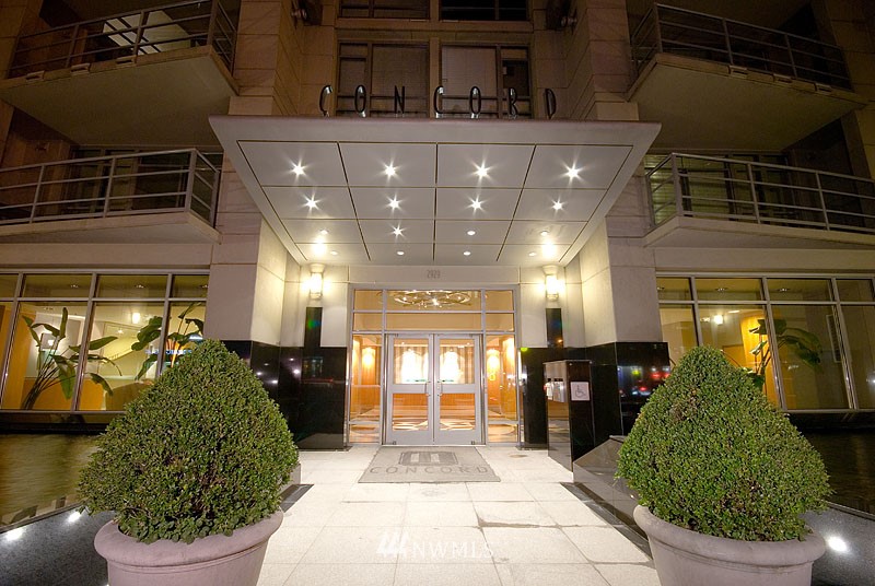 2929 1st Avenue, Unit PH7 Seattle, WA 98121 - Photo 23 of 23