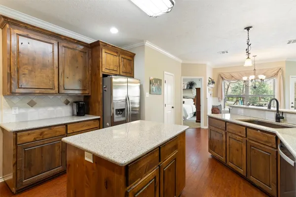 $575,000 | 638 Oak Tree Lane, Franklin, TX 77856
