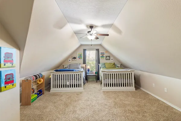 $575,000 | 638 Oak Tree Lane, Franklin, TX 77856