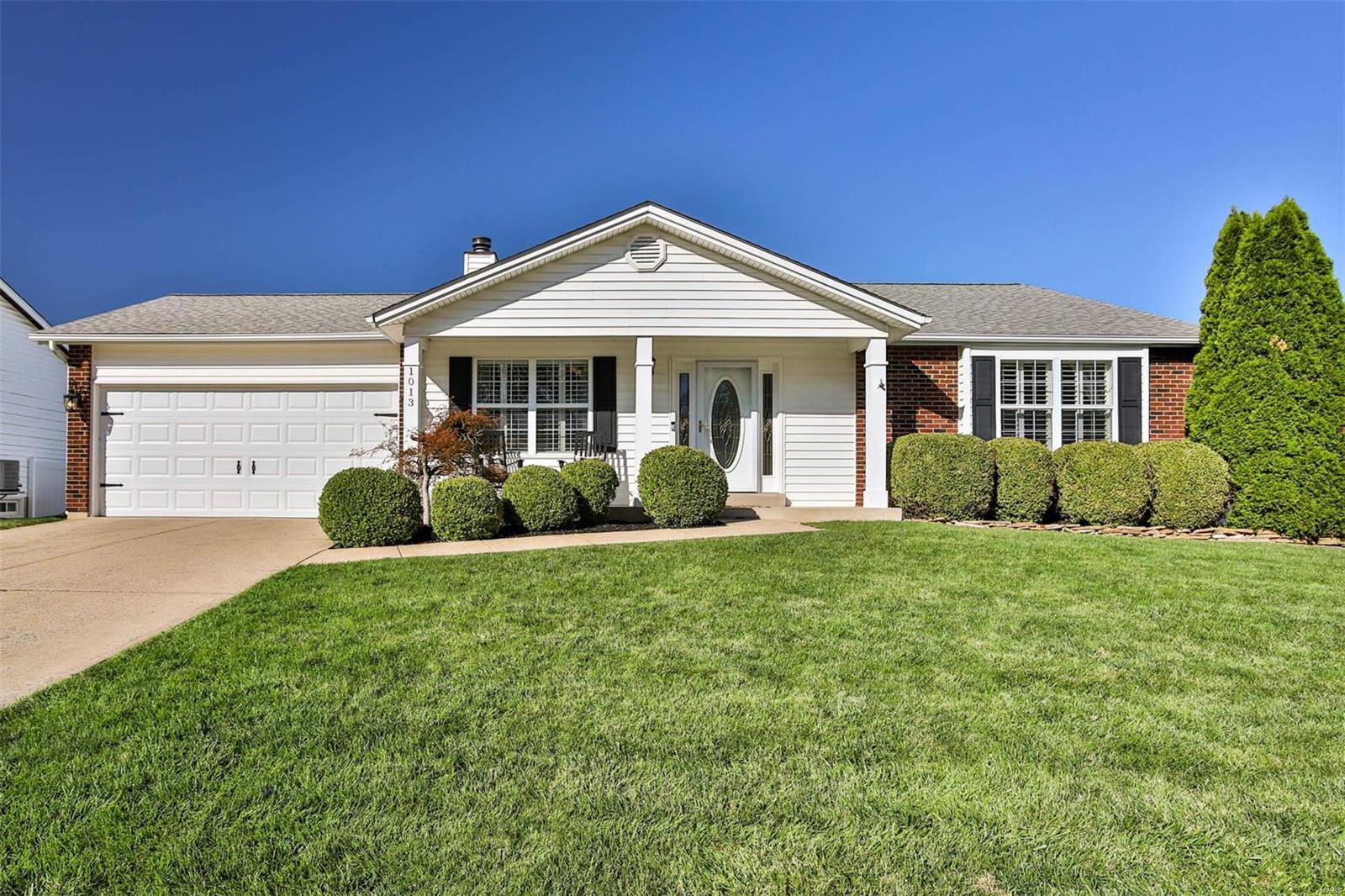 1013 North Brampton Drive St. Charles, MO 63304 - Photo 2 of 52