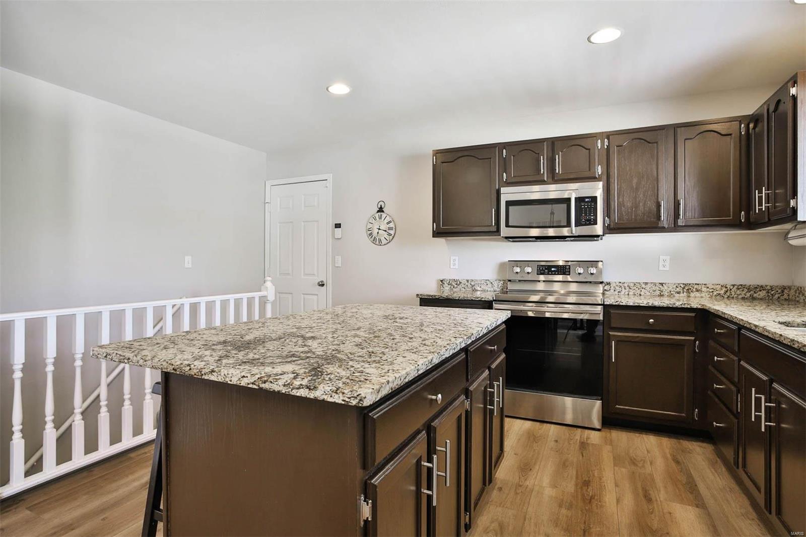 1013 North Brampton Drive St. Charles, MO 63304 - Photo 23 of 52