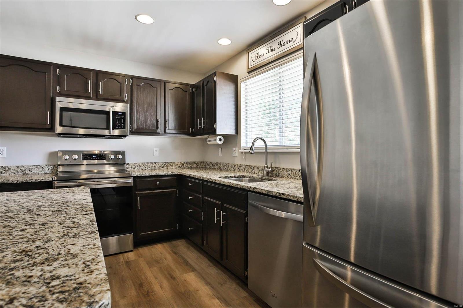 1013 North Brampton Drive St. Charles, MO 63304 - Photo 24 of 52