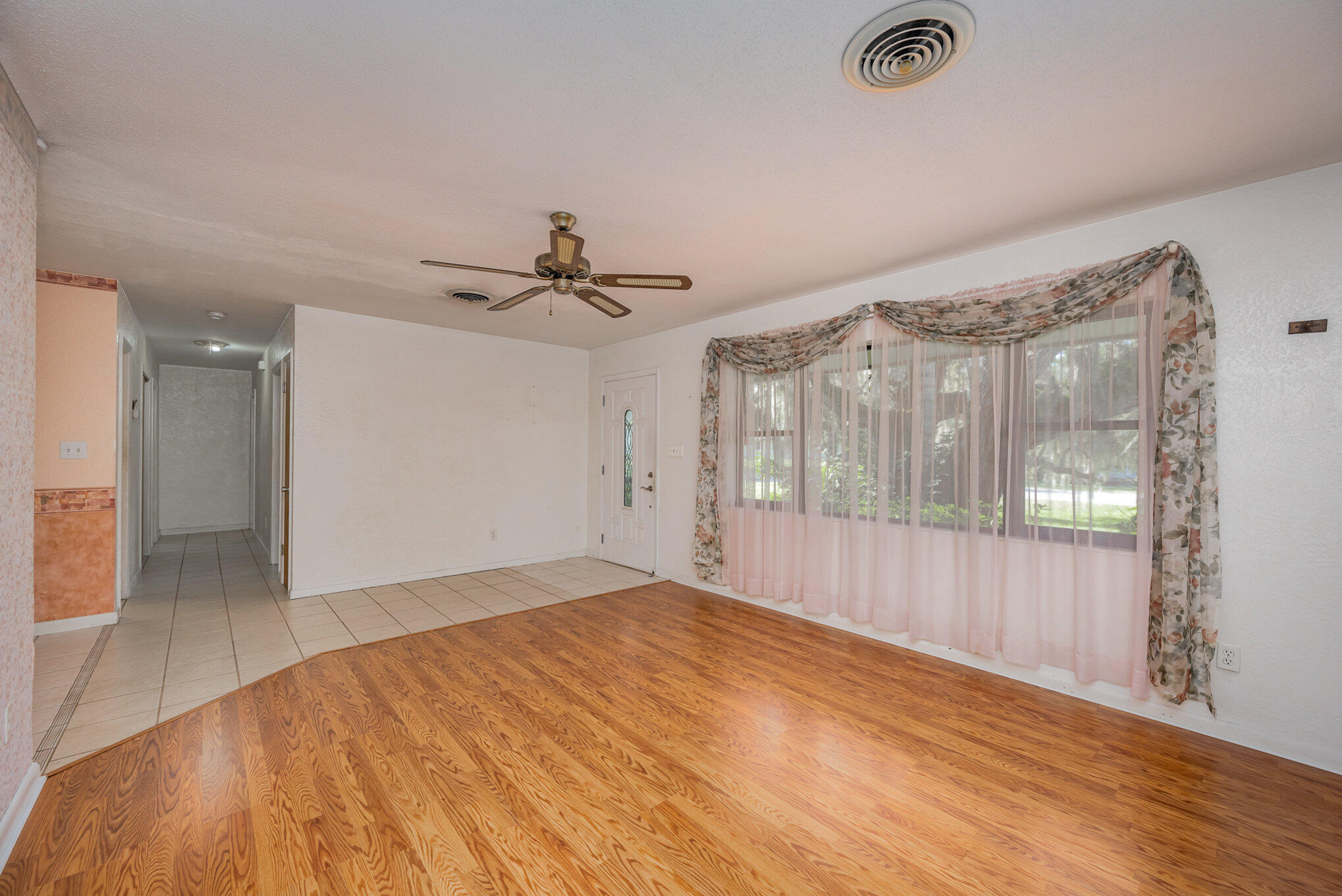 981 Lytton Road Melbourne, FL 32935 - Photo 4 of 17 005_dsc_7284-edit