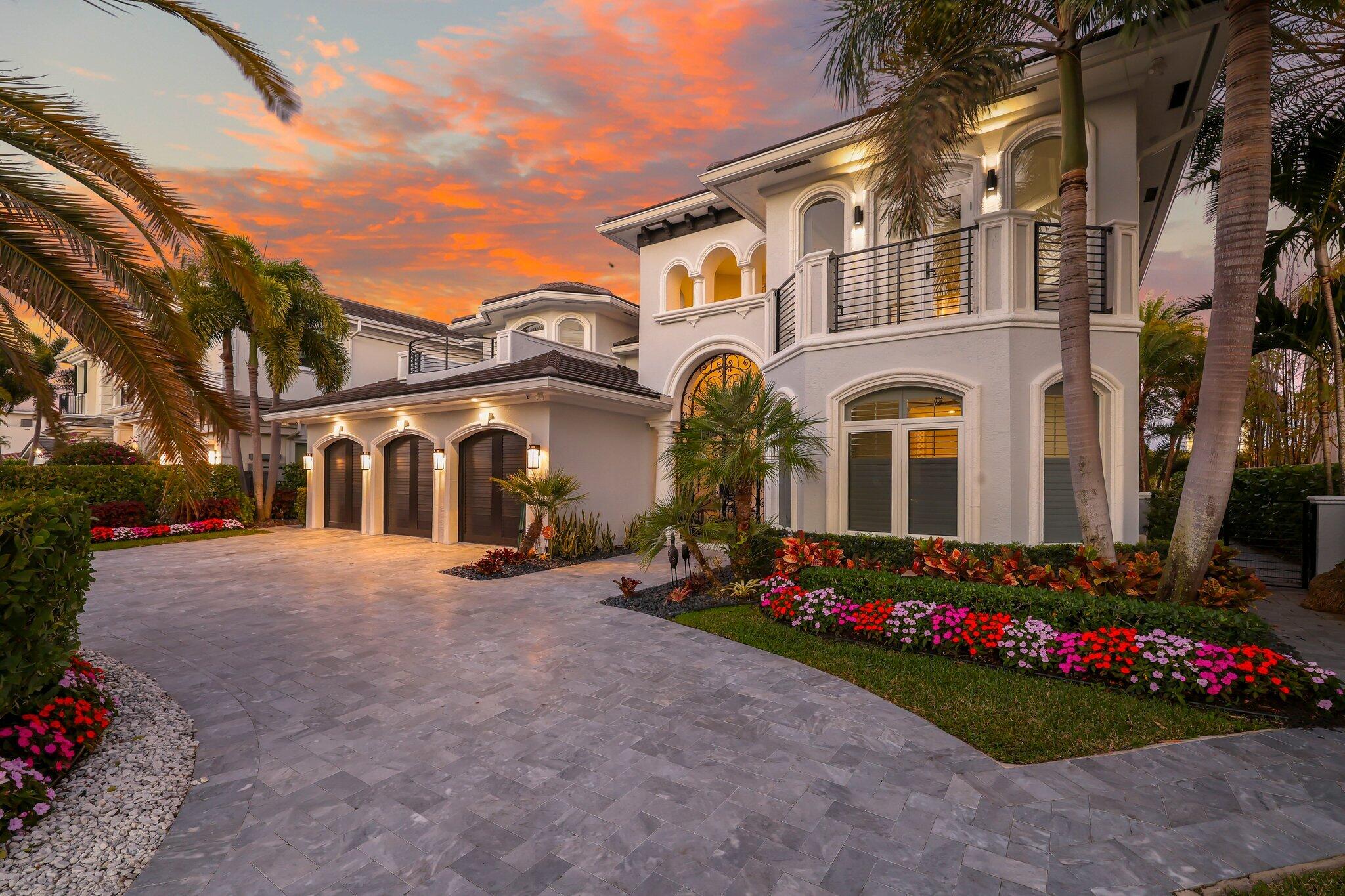 7188 Northeast 8th Drive Boca Raton, FL 33487 - Photo 69 of 78 Twilight