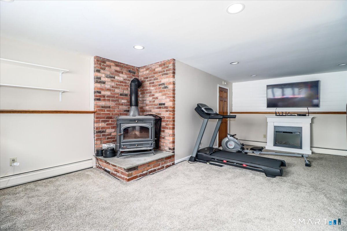 25 Howland Road New Milford, CT 06776 - Photo 19 of 32