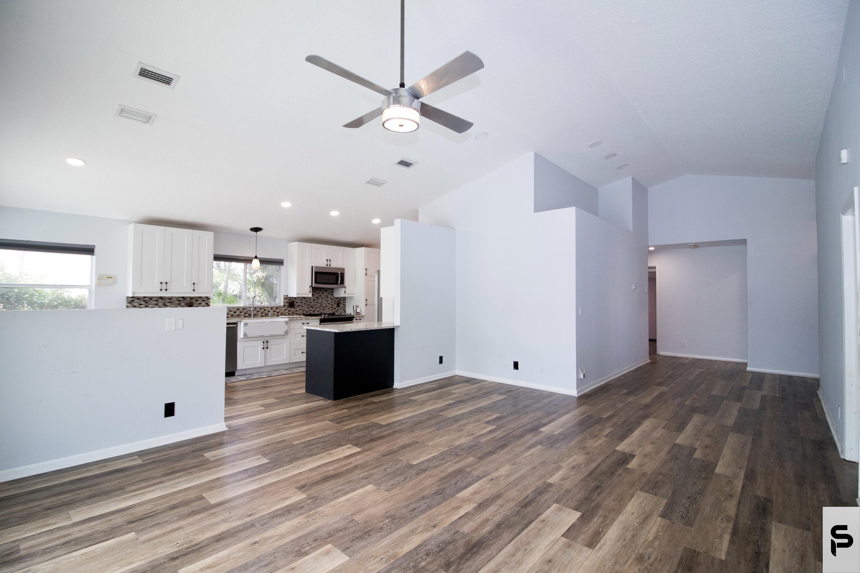22251 Timpini Way Boca Raton, FL 33428 - Photo 4 of 20 AEC6A85A-17AB-450A-B0D1-20843C6303E8