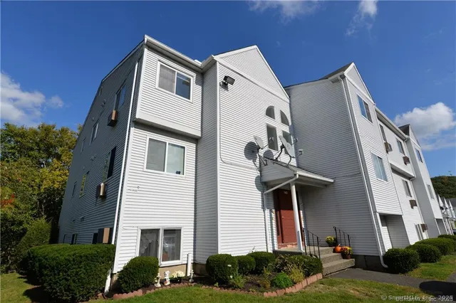 $1,600 | 140 Hamden Avenue, Unit C, Waterbury, CT 06704