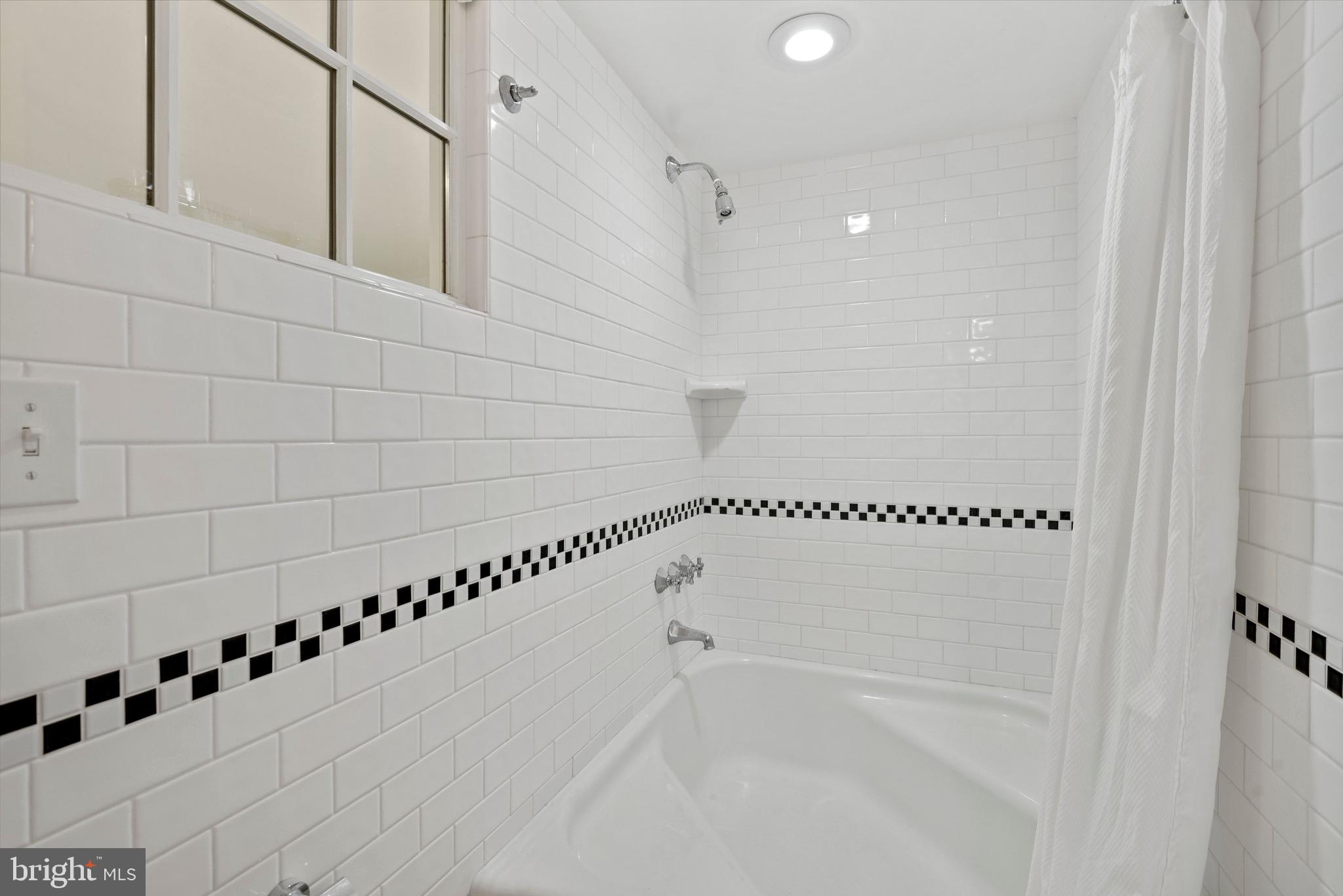 7506 Glendale Road Chevy Chase, MD 20815 - Photo 19 of 35