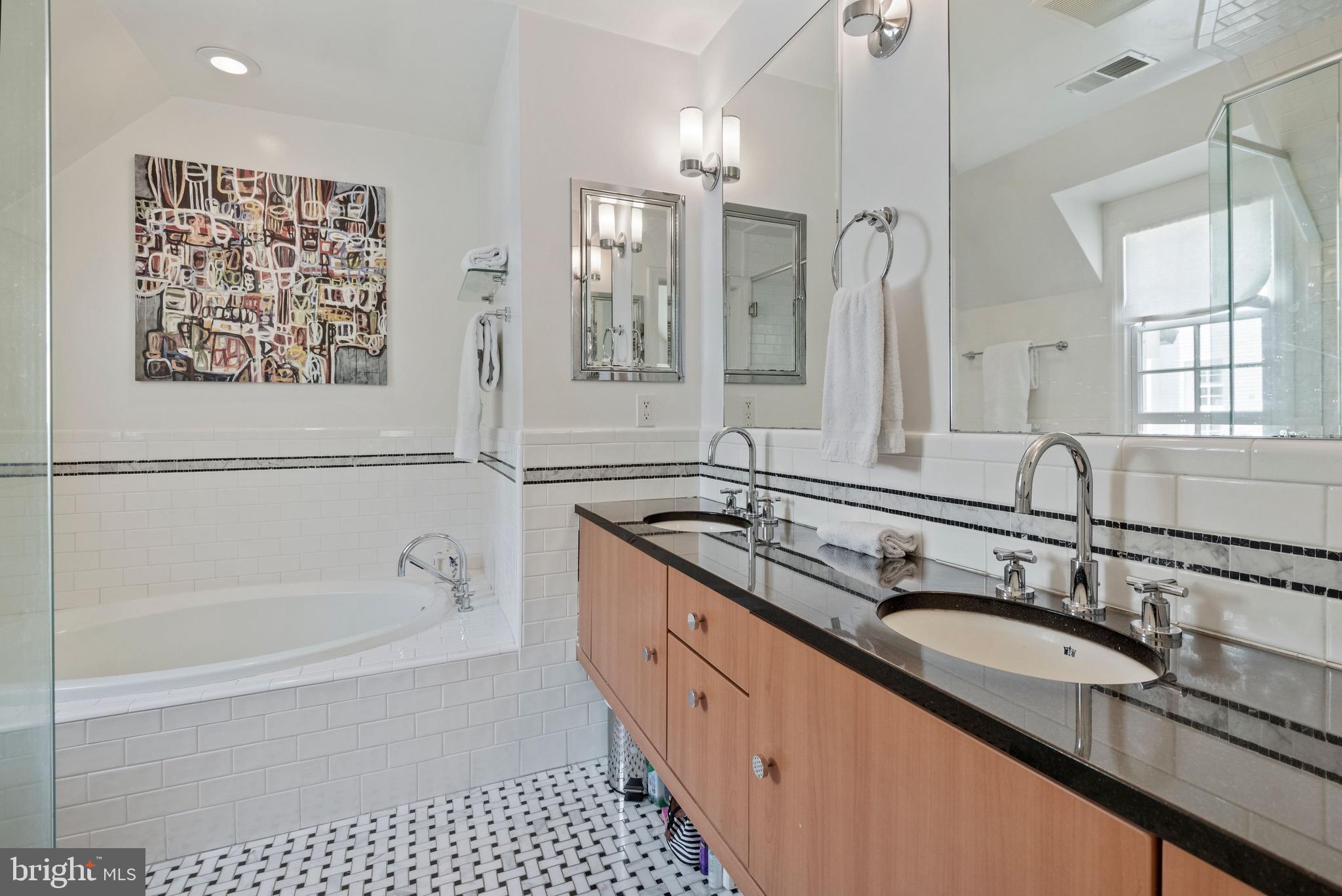 7506 Glendale Road Chevy Chase, MD 20815 - Photo 20 of 35