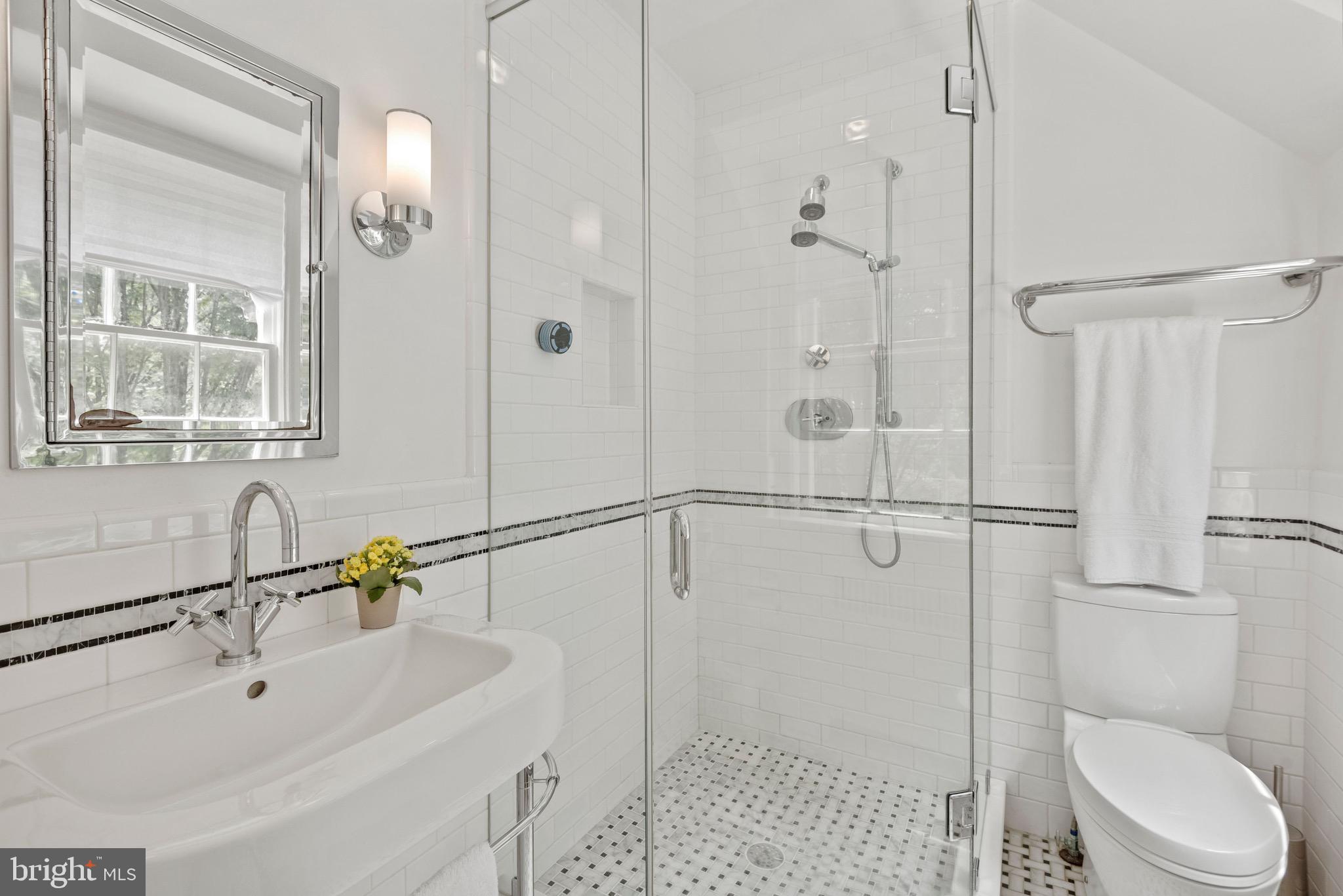 7506 Glendale Road Chevy Chase, MD 20815 - Photo 27 of 35
