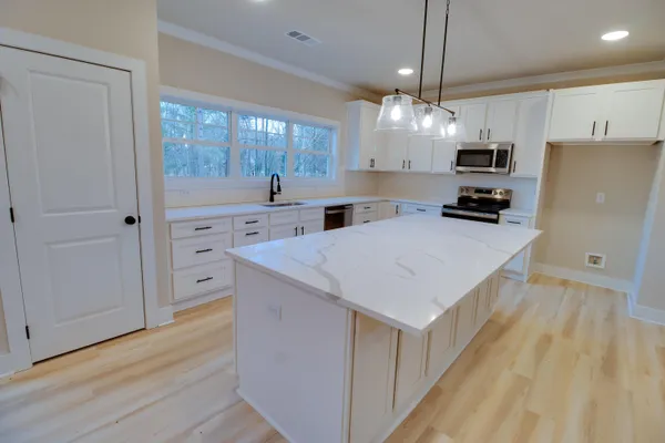$680,000 | 1021 South Pointe Court, Tignall, GA 30668
