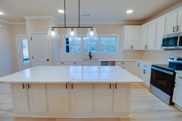 $680,000 | 1021 South Pointe Court, Tignall, GA 30668