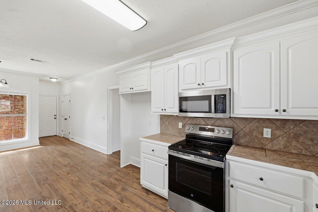 115 Harvey Circle Canton, MS 39046 - Photo 14 of 35 115 Harvey Cir Home Tours MS 14