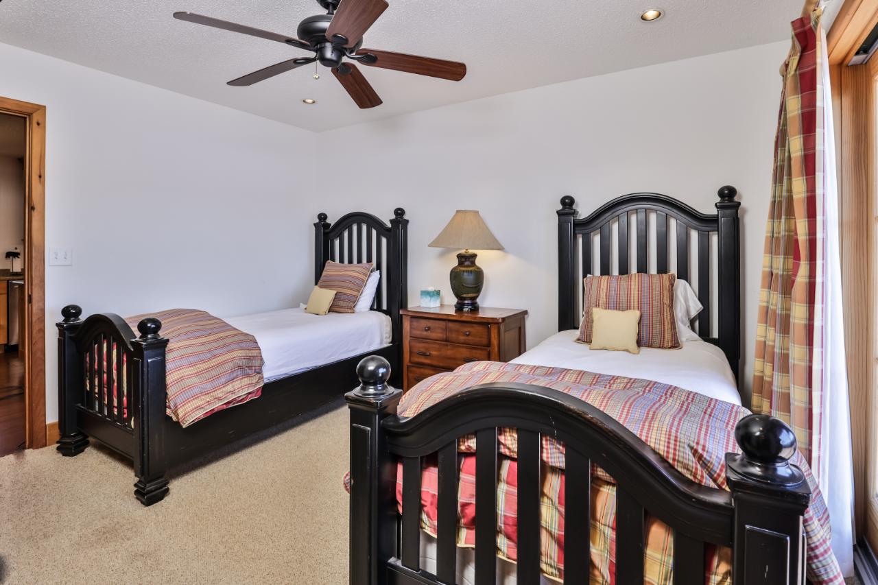 13035 Deer Park Road, Unit 2 Manitowish Waters, WI 54545 - Photo 45 of 65 Gallery Image 45