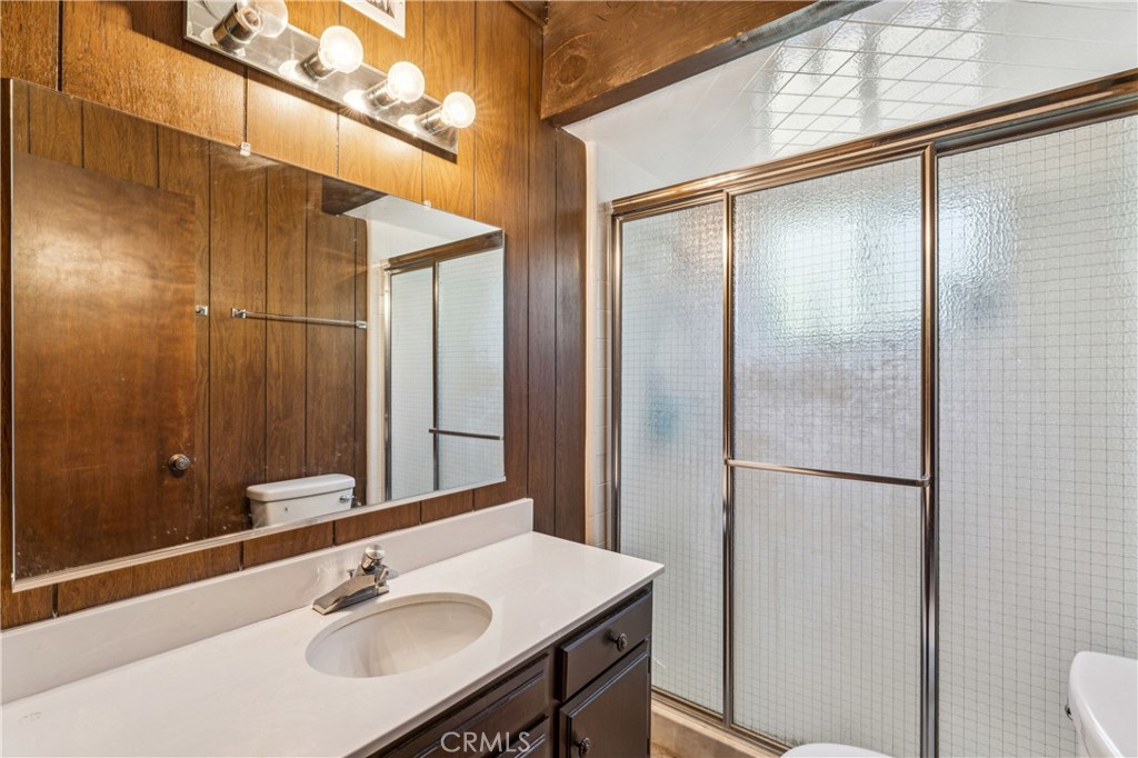 686 Grass Valley Road Lake Arrowhead, CA 92352 - Photo 23 of 55