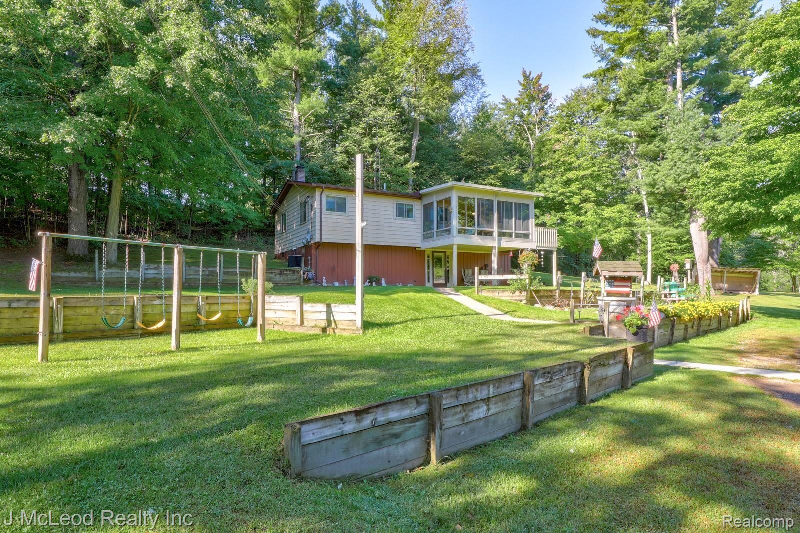 6095 Marathon Road Otter Lake, MI 48464 - Photo 1 of 59 6095 Marathon Otter Lake-1.jpg