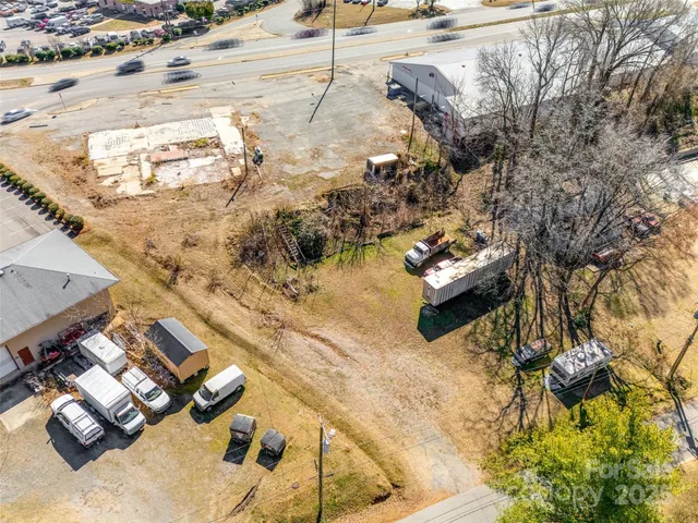 $899,999 | 921 Concord Parkway North, Concord, NC 28027