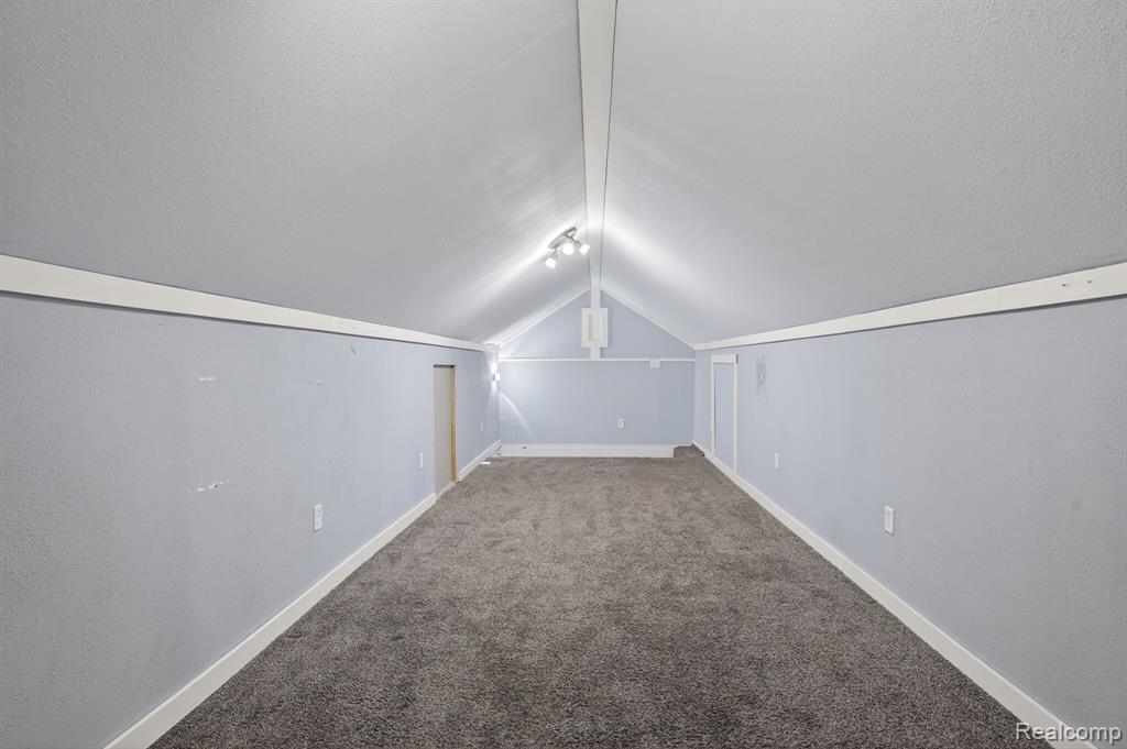 200 North River Road Saginaw, MI 48609 - Photo 33 of 50