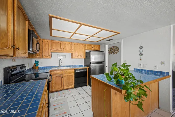 $235,000 | 8301 North 21st Drive, Unit F203, Phoenix, AZ 85021
