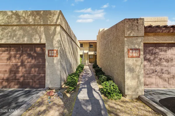 $235,000 | 8301 North 21st Drive, Unit F203, Phoenix, AZ 85021