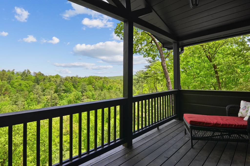 305 Skybound Road Blue Ridge, GA 30513 - Photo 6 of 36