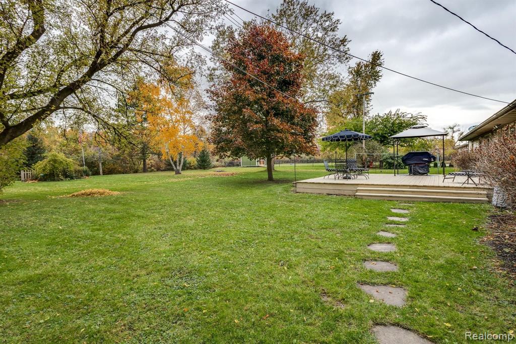 6724 Lakeshore Road Lexington, MI 48450 - Photo 38 of 43