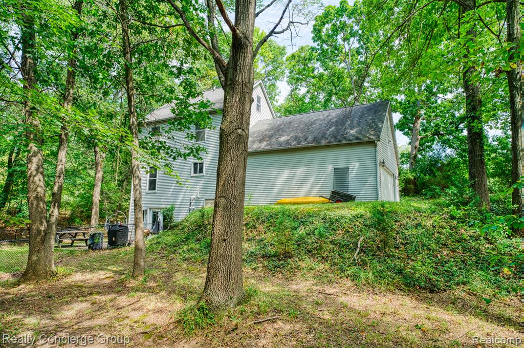 9376 Chambers Road Pinckney, MI 48169 - Photo 29 of 31