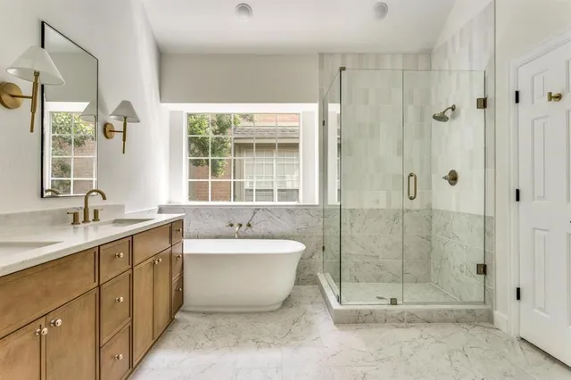 $759,900 | 5805 Kingsbrook Drive, Plano, TX 75093