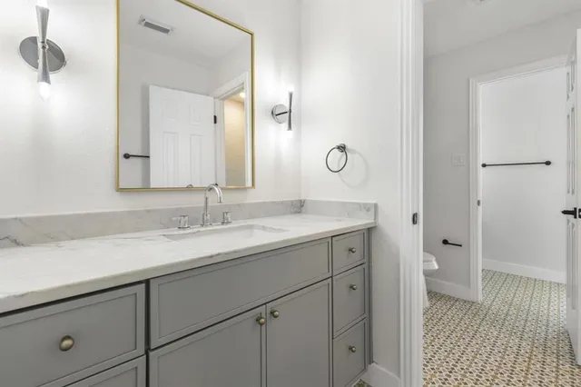 $759,900 | 5805 Kingsbrook Drive, Plano, TX 75093