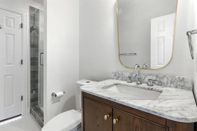 $759,900 | 5805 Kingsbrook Drive, Plano, TX 75093