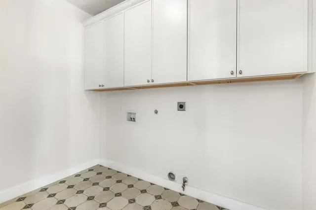 $759,900 | 5805 Kingsbrook Drive, Plano, TX 75093