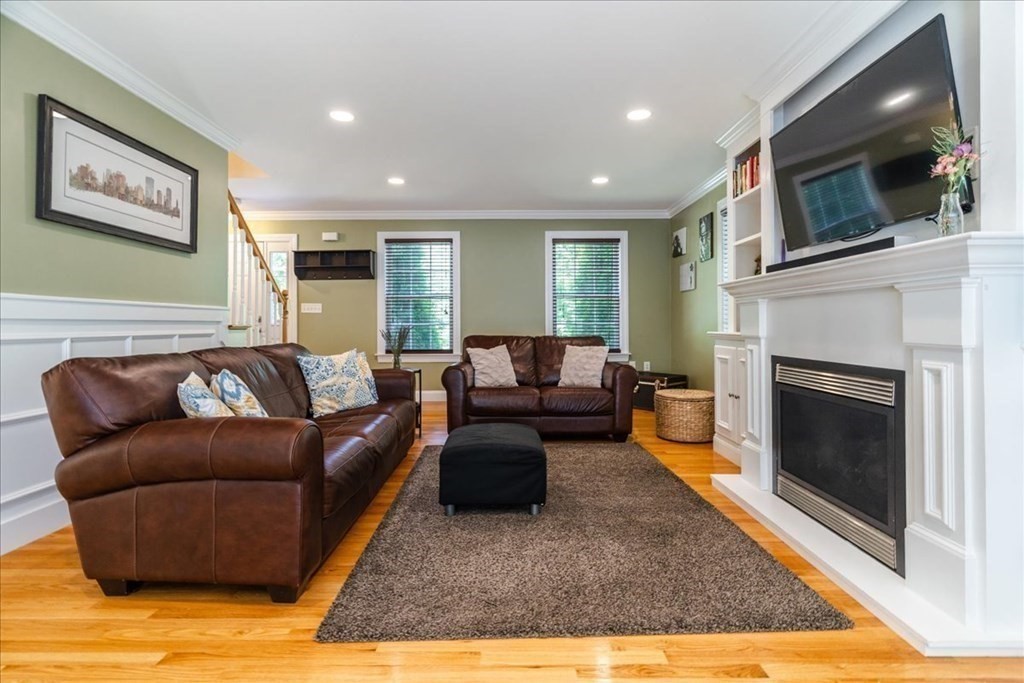 2 Erin Road Amesbury, MA 01913 - Photo 13 of 34