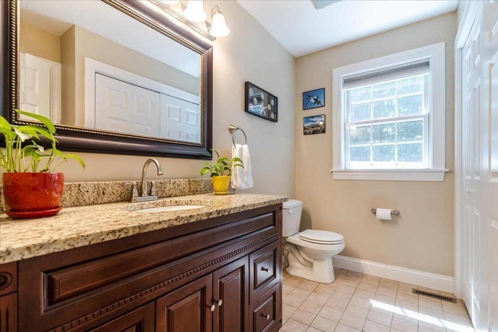 2 Erin Road Amesbury, MA 01913 - Photo 14 of 34