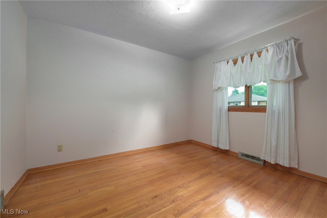 4505 Tiedeman Road Cleveland, OH 44144 - Photo 18 of 42 Gallery Image 18