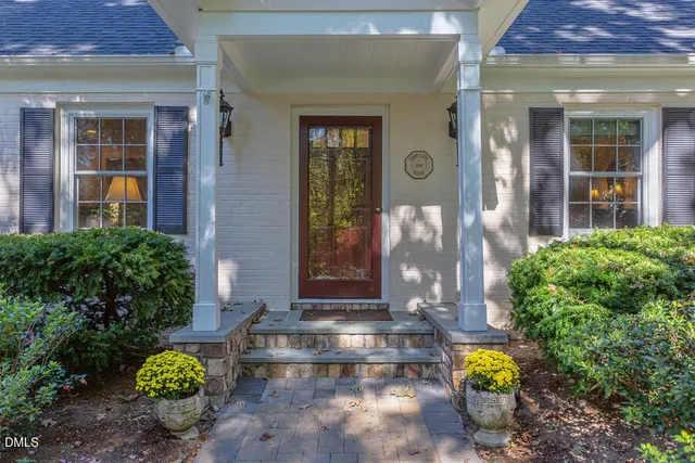 $1,200,000 | 519 Dogwood Drive, Chapel Hill, NC 27516