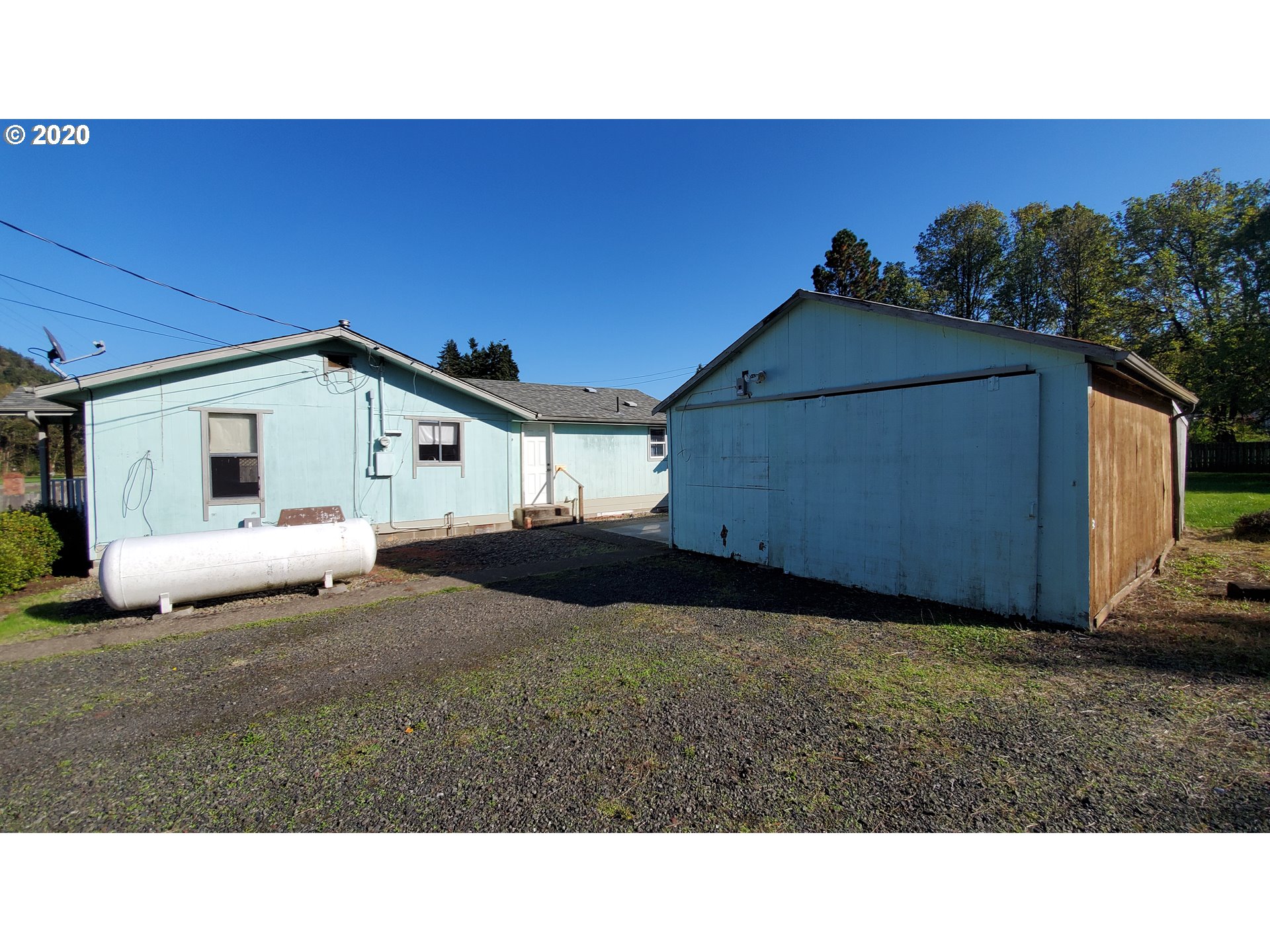 686 South Elk Creek Road Drain, OR 97435 - Photo 17 of 19 Gallery Image 17
