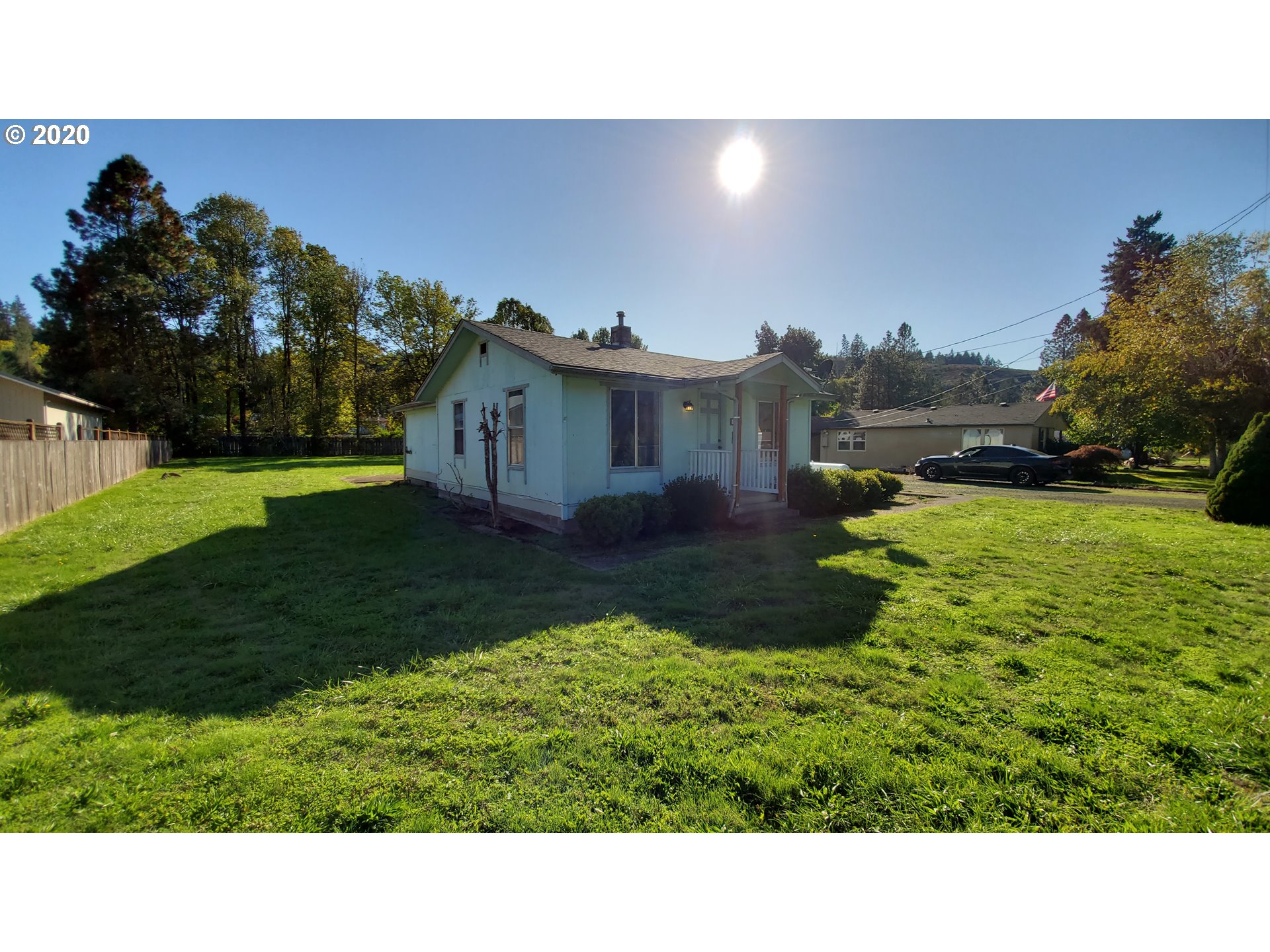 686 South Elk Creek Road Drain, OR 97435 - Photo 4 of 19 Gallery Image 4