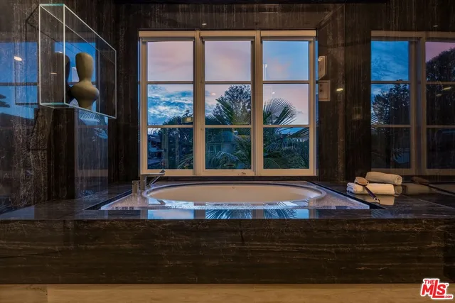 $6,300,000 | 10288 Century Woods Drive, Los Angeles, CA 90067