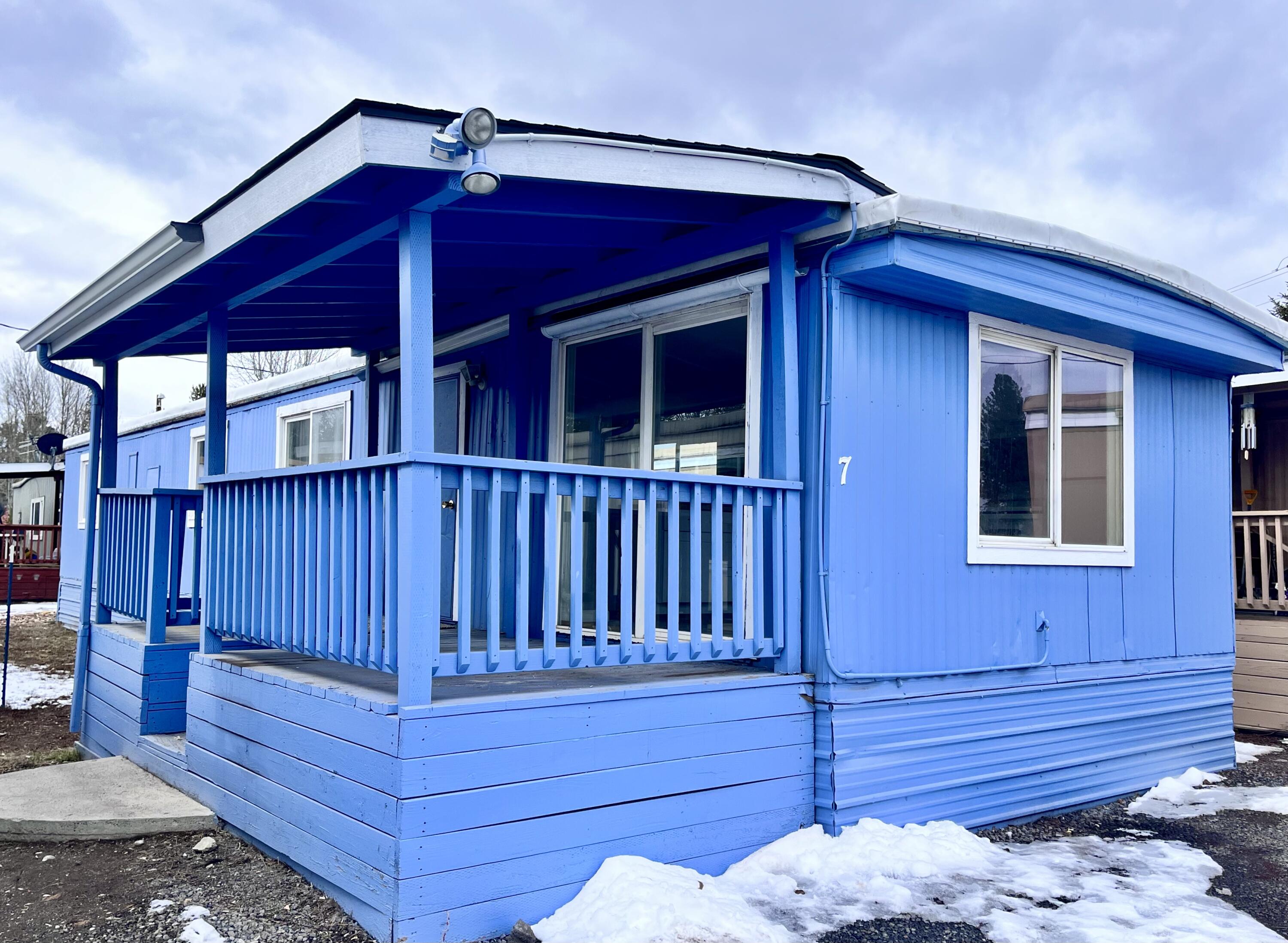 51386 Huntington Road, Unit 7 La Pine, OR 97739 - Photo 1 of 13 Exterior Front