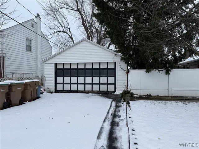 $189,900 | 19 Allendale Road, Cheektowaga, NY 14215