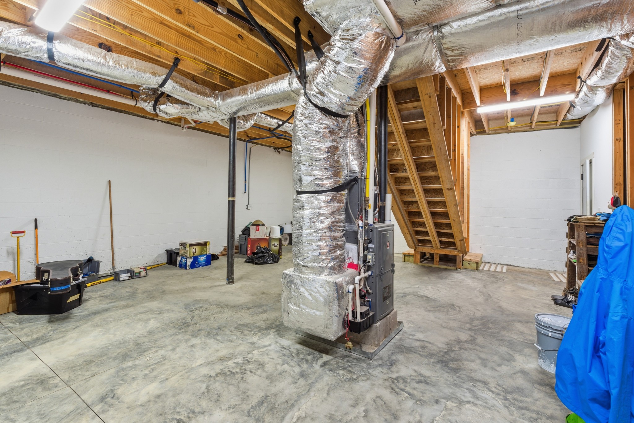 4310 Surji Circle Centerville, TN 37033 - Photo 25 of 27 a view of a garage with rack and bicycle