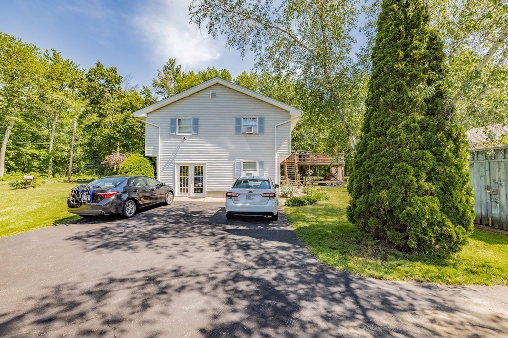 14 Davis Road Southwick, MA 01077 - Photo 4 of 36 Gallery Image 4